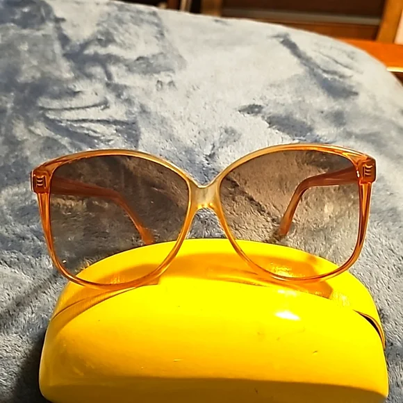 Unbranded | Accessories | Vintage 7s Designer Sunglasses 